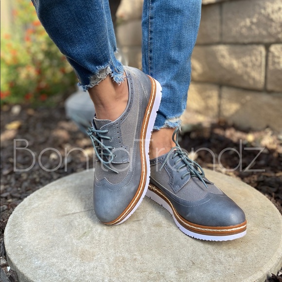 Gray Wing Tip White Sole Oxfords - Picture 5 of 6